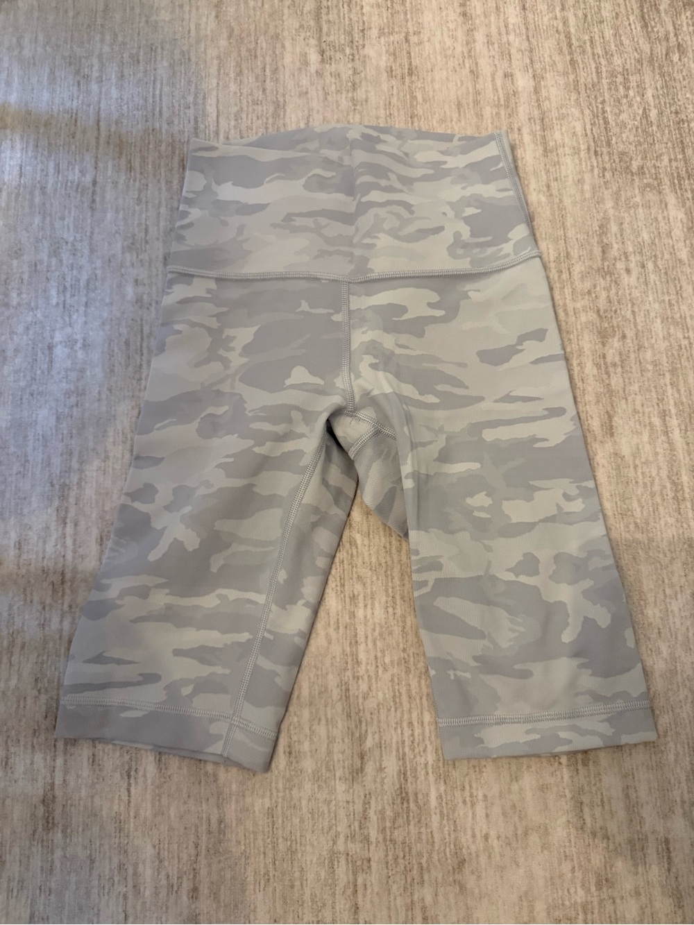 Women’s lululemon High-Waist Light Grey Camo Bike Shorts